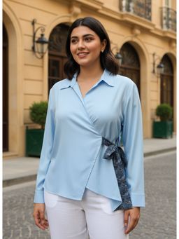 Qurvii - Blue Wrap-Around Shirt With Printed Tie-Up