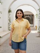 Yellow color option, Currently selected