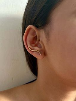 ISHKAARA - Gold-Plated Contemporary Climber Ear Cuff