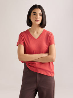 DILLINGER - Women's Red Solid Regular Fit Poly Cotton V-Neck T-shirt