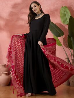 InWeave - Black In Sweetheart Anarkali Kurta with Red Dupatta (Set of 2)