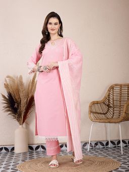 Yufta - Pink Solid Thread Work Straight Kurta with Dupatta & Pant (Set of 3)