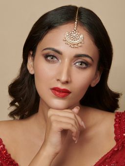 Curio Cottage - The Bridal Edit- Floral Kundan and Gold Maang Teeka