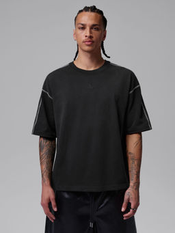 Nike - Men Black Solid Flight T-shirt - IF1911-010