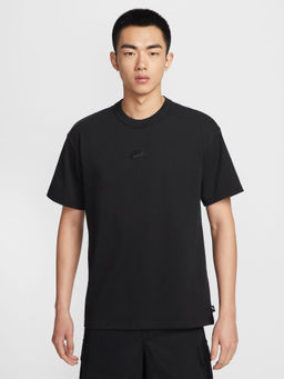 Nike - Men Black Solid Premium Essentials T-shirt - IH1122-010