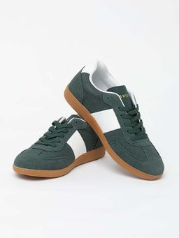 Snitch - Green Solid Contrast Stripe Sneakers
