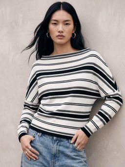 Outzidr - Off White Off-Shoulder Thick Striped Top