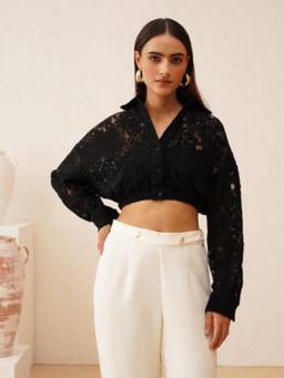 Beatnik - Black Women Floral Shirt Collar Cotton Boxy Crop Top