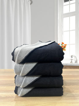 LABHAM - Black Microfiber Reversible Bath Towel (Pack Of 4)