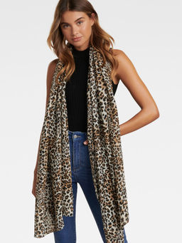 Forever New - Edie Leopard Print Pleated Scarf