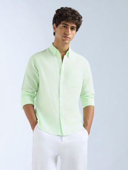 Flying Machine - Green Solid Regular Shirt