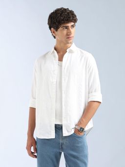 Flying Machine - White Self Design Regular Shirt