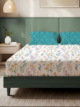 Urban Space - France Microfiber 200 TC Bedsheet with Pillow covers