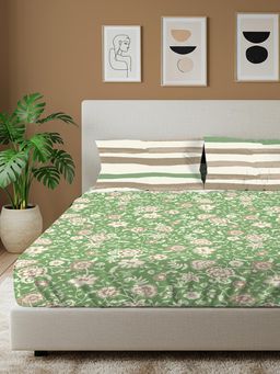 Urban Space - Viola Sage Green Cotton Bedsheet with 2 Pillow Covers