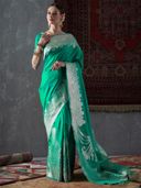 Green color option, Sold out, Currently selected