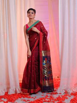 CHARUKRITI - Brick Red Cotton Blend Handwoven Floral Pallu Saree with Unstitched Blouse