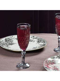 The Artment - Goblet Of Fire Wine Glass