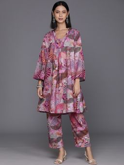 Varanga - Women Pakistani Purple Floral Kurta With Pant (Set Of 2)