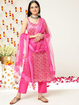 Varanga - Women Pink Printed Kurta with Pant and Dupatta (Set of 3)
