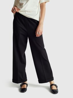 United Colors of Benetton - Black Solid Plain Straight Fit Pant