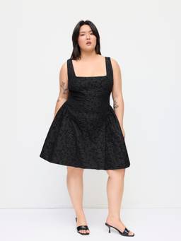 Cider - Floral Jacquard Women's Backless Bowknot Mini Dress Black