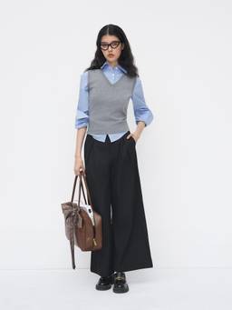Cider - Petite Women’s Mid-Rise Pleated Straight-Leg Trousers Black