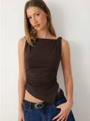 Brown color option