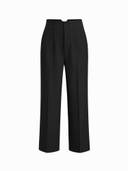 Black color option, Currently selected