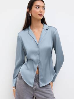 Cider - Satin Collar Women's Cinched Waist Button-Down Shirt Baby Blue