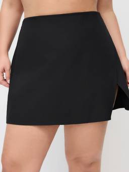 Cider - Curve & Plus Women's Mid-Rise Split Mini Skirt Black
