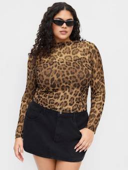 Cider - Mesh Women's Leopard Print Boat Neck Long Sleeve Top Brown