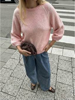 Cider - Knit Women's Oversized Round Neck Lantern Sleeve Sweater Pink