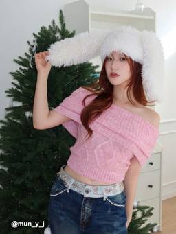 Cider - Knit Wool-blend Women Off-Shoulder Short Sleeve Crop Top Pink