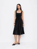 Black color option, Sold out, Currently selected
