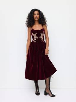 Cider - Velvet Women's U-Neck Embroidered Midi Dress Burgundy