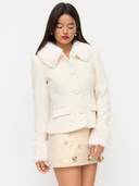 Cream color option, Currently selected