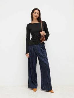 Cider - Metal Detail Women's Twist Boat Neck Top Black