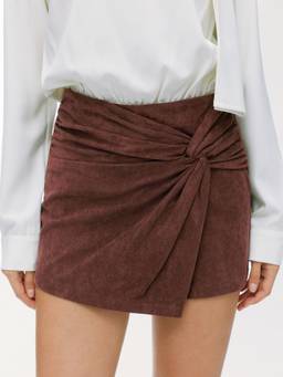 Cider - Suede Women's Mid-Rise Twist Mini Skort Brown