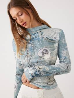 Cider - Graphic Women's Abstract Turtleneck Mesh Top Baby Blue