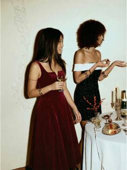 Cider - Velvet Women's Square Neck Tie-Back Flared Midi Dress Wine