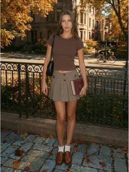 Cider - Jacquard Women's Low Rise Houndstooth Pleated Mini Skort Khaki