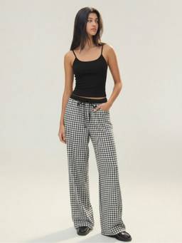 Cider - Gingham Women's Sleeveless Square Neck Pant Set Black