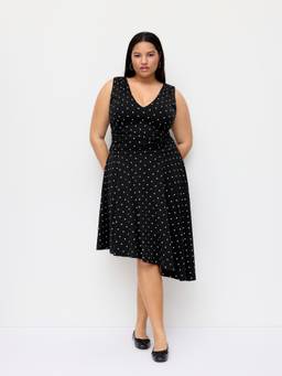 Cider - Curve & Plus Women Ruched Asymmetrical Hem Midi Dress Black