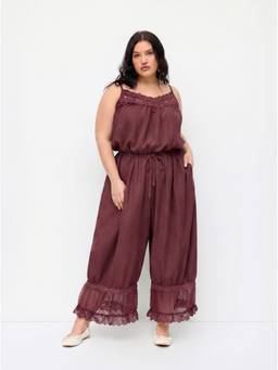 Cider - Lace Panel Women's V-Neck Drawstring Capri Playsuit Wine