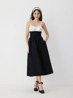 Cider - Bowknot Women's Scoop Neck Sleeveless Flared Midi Dress Black