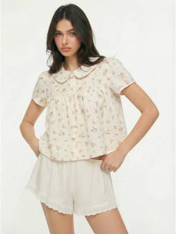 Cider - Floral Women's Peter Pan Collar Short Sleeve Blouse Cream