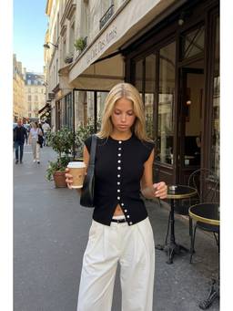 Cider - Knit Women's Button Front Round Neck Top Black