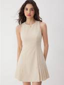 Off White color option, Currently selected