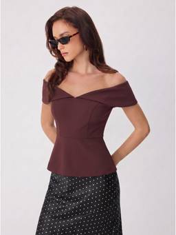 Cider - Women's Off-Shoulder Short Sleeve Zipper Top Burgundy