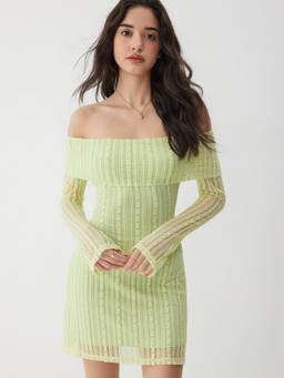 Cider - Off-Shoulder Women's Bell Sleeve Lace Bodycon Mini Dress Green